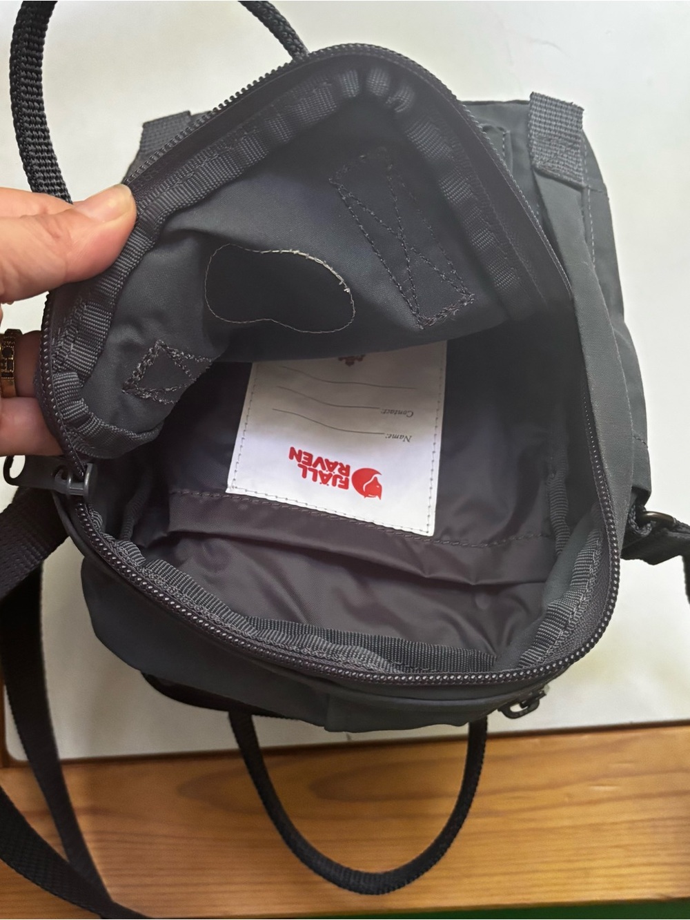 LIKE NEW! Fjallraven Kånken Sling - Picture 2 of 4